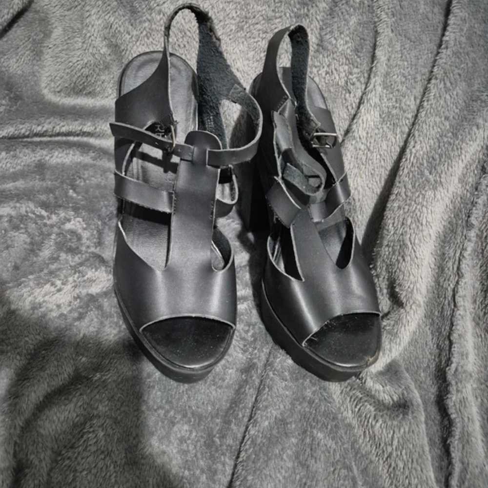 Elegant Black Platform Sandals for Women